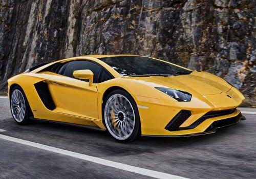 Lamborghini Aventador Exterior