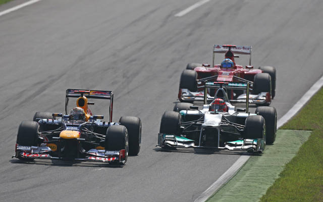 Hamilton shines at Monza with victory for McLaren - Bitesize