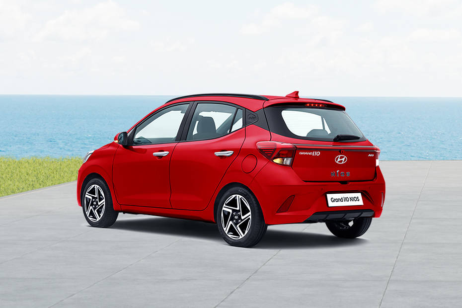 Hyundai Grand I10 Nios Asta AMT On Road Price In New Delhi & 2023 ...