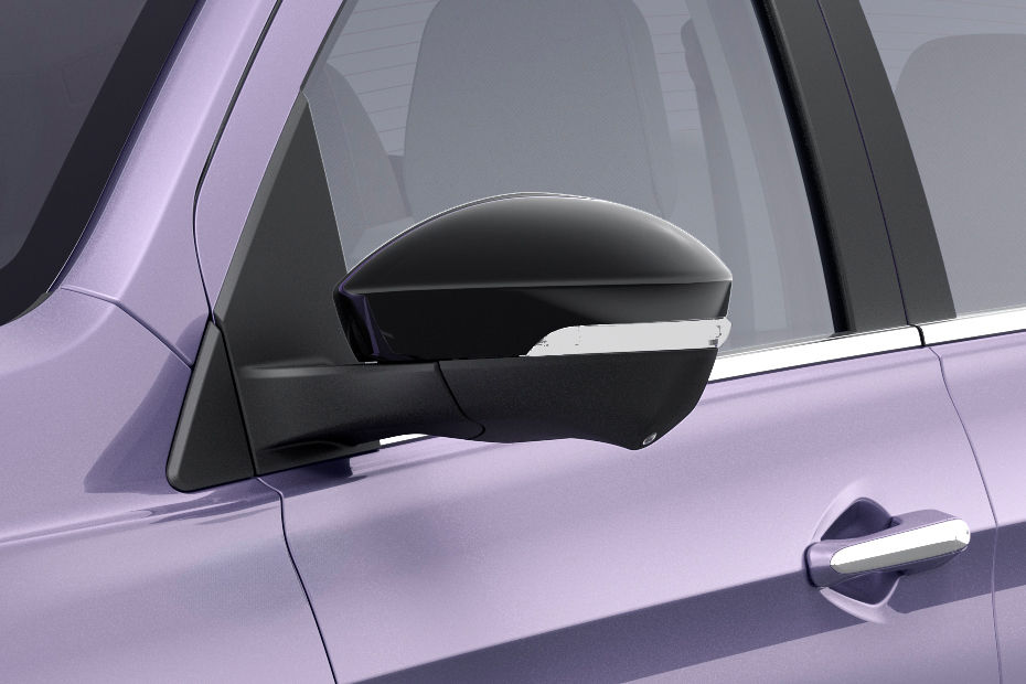 Tata Aeris image 13