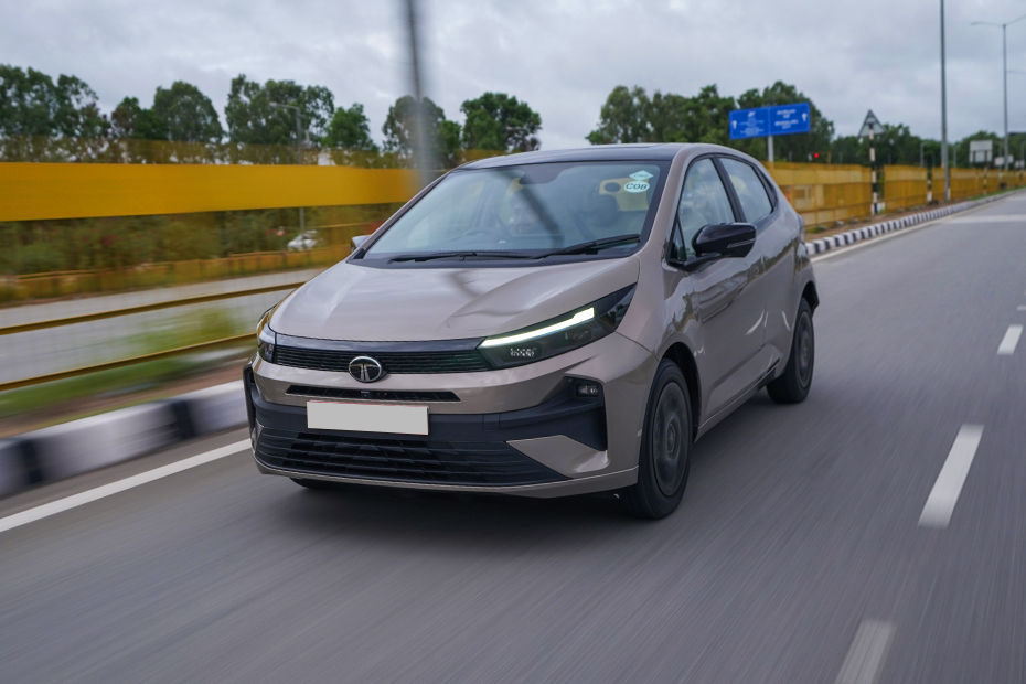 Tata Altroz image 23