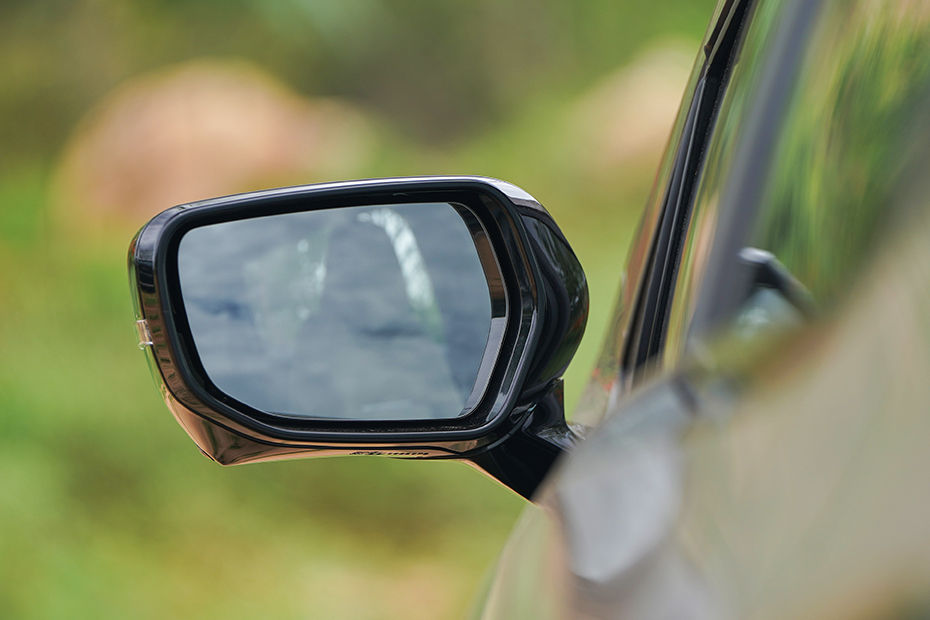 Tata Altroz image 12