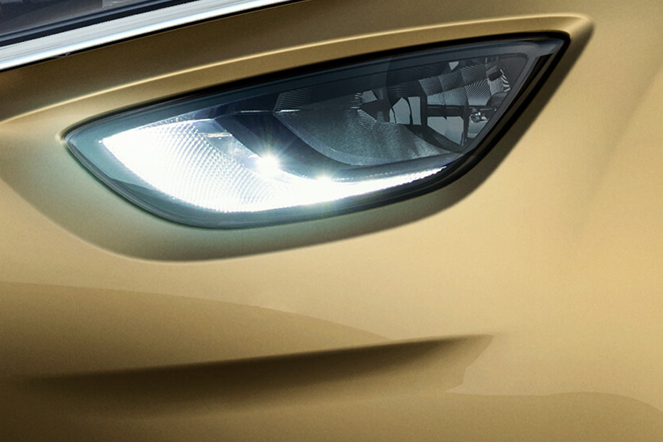 Tata Altroz XT Dark Edition On Road Price in Nagpur & 2023 Offers, Images