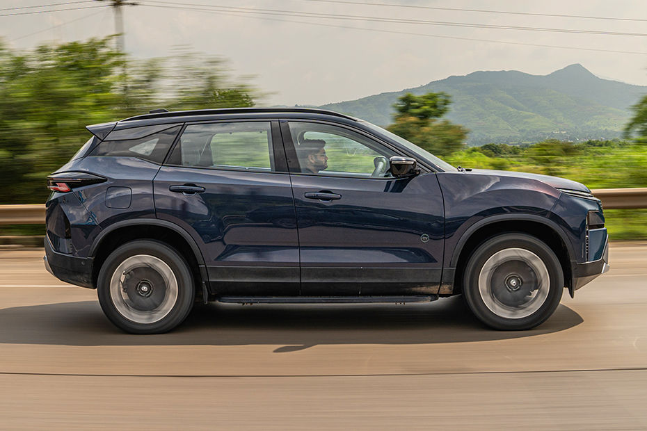 Tata Harrier EV image 23