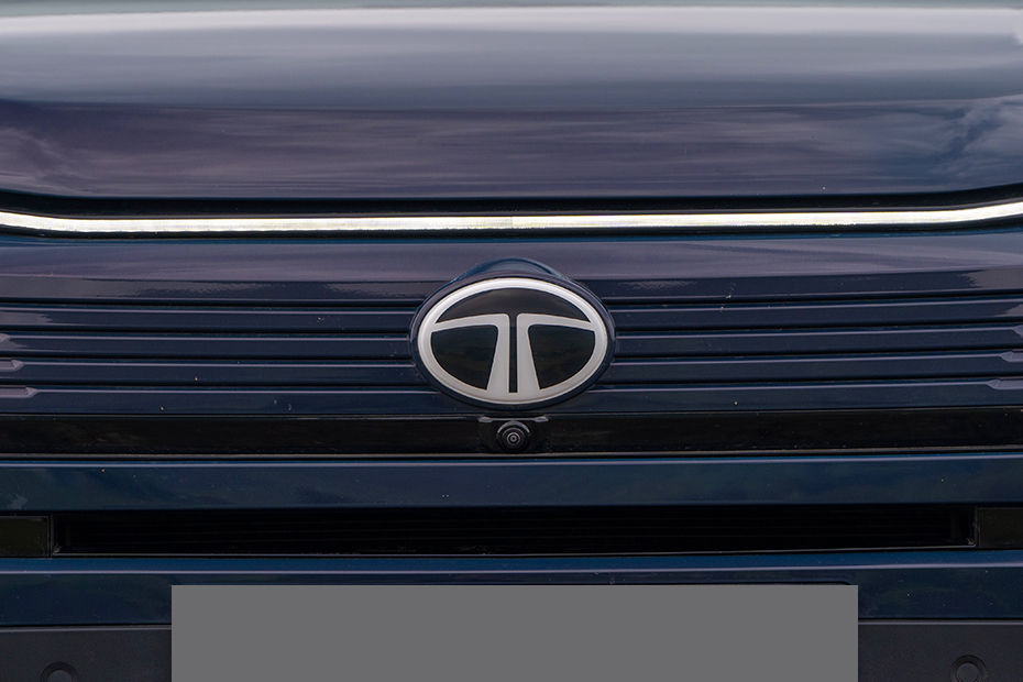 Tata Harrier EV image 13
