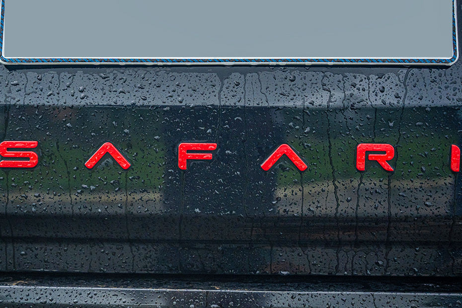 Tata Safari image 12