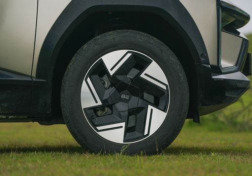 Mahindra BE 6 Pack Three 79kwh 7.2kw Charger