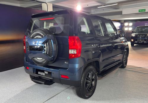 Mahindra Bolero Neo N10 Option