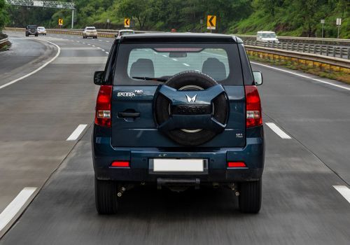 Mahindra Bolero Neo N8