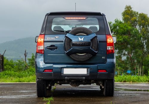 Mahindra Bolero Neo N8
