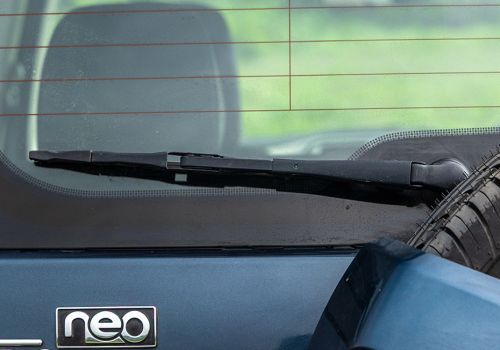 Mahindra Bolero Neo N8