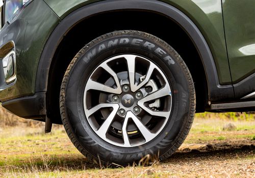 Mahindra Scorpio N Z8 Carbon Edition Diesel AT