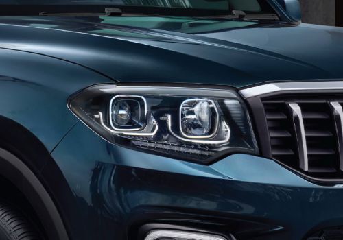 Mahindra Scorpio N Z4 Petrol AT