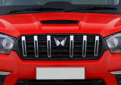 Mahindra Scorpio S 11