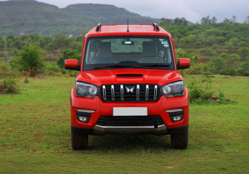 Mahindra Scorpio S 11