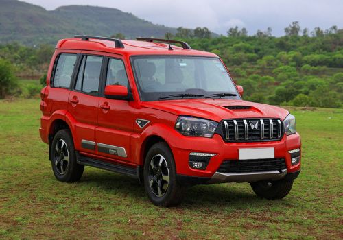 Mahindra Scorpio S 11