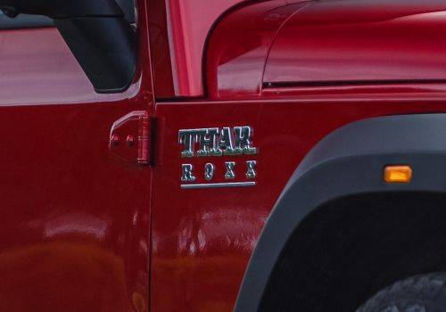 Mahindra Thar ROXX MX3 RWD AT