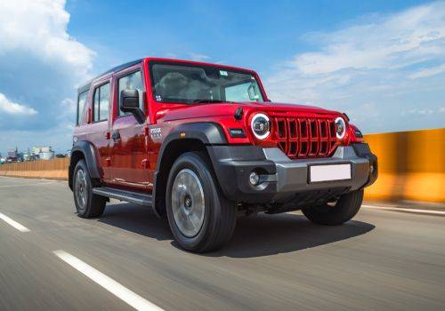 Mahindra Thar ROXX MX3 RWD AT