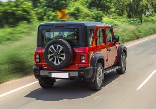 Mahindra Thar ROXX MX3 RWD AT
