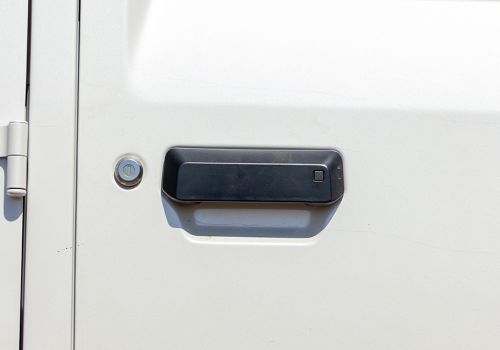 Mahindra Thar ROXX Star Edition AT