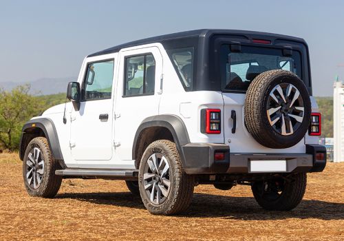 Mahindra Thar ROXX Star Edition AT