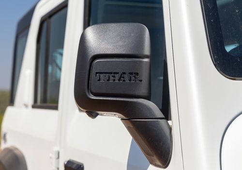 Mahindra Thar ROXX Star Edition AT