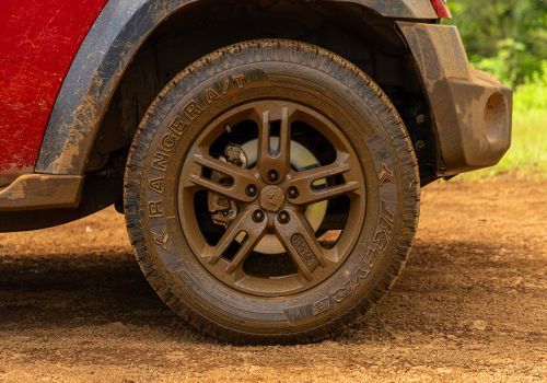Mahindra Thar LXT 4WD Diesel AT