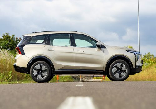 Mahindra XEV 9S Pack Two Above 79kWh
