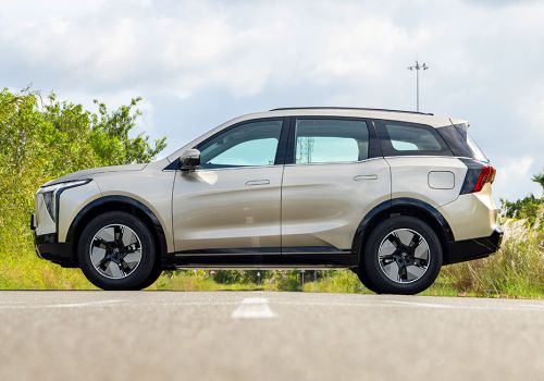 Mahindra XEV 9S Pack Two Above 79kWh