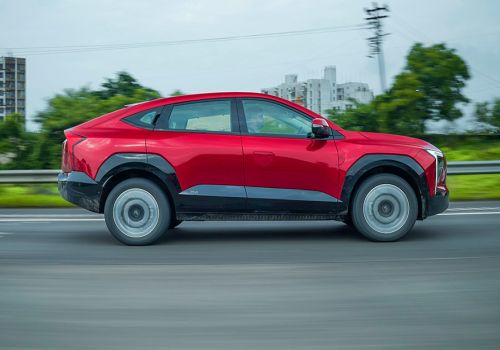 Mahindra XEV 9e Pack One