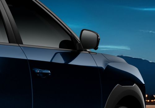 Mahindra XUV 3XO EV AX5