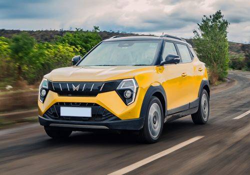 Mahindra XUV 3XO AX5