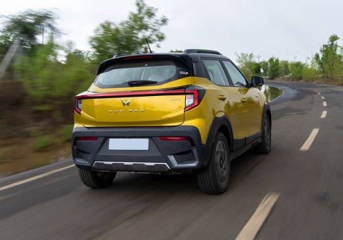 Mahindra XUV 3XO AX5