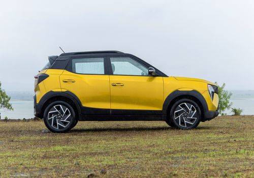 Mahindra XUV 3XO AX5