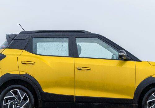 Mahindra XUV 3XO AX5