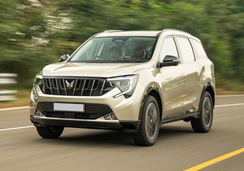 Mahindra XUV 7XO AX3 AT