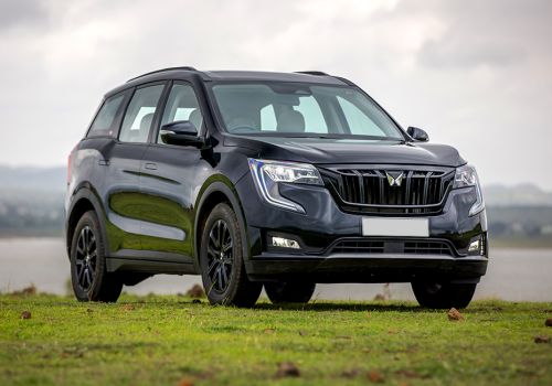 Mahindra XUV700 AX7 Ebony Edition 6Str AT