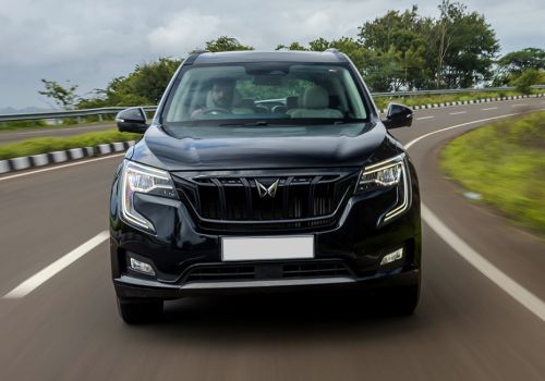 Mahindra XUV700 AX7 Ebony Edition 6Str AT