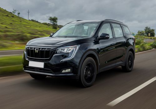 Mahindra XUV700 AX7 Ebony Edition 6Str AT