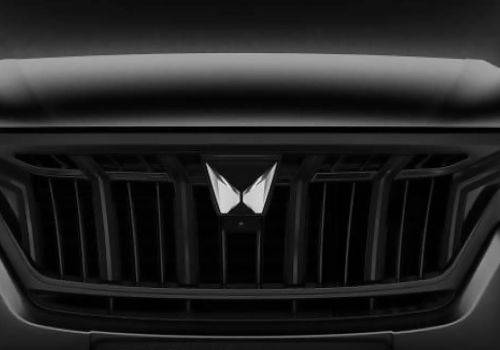 Mahindra XUV700 AX5 7 Str Diesel AT