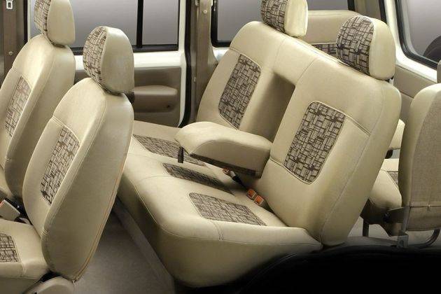 bolero 9 seater top model