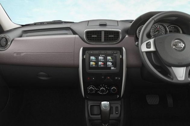 Nissan Terrano Images Check Interior Exterior Pics Gaadi