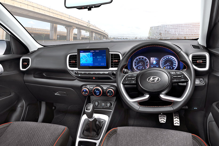 Hyundai Venue SX Opt Diesel On Road Price in Ludhiana ...